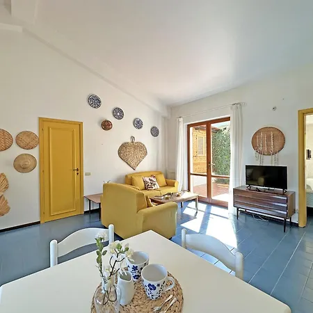 658 - Villa Quadrilocale Al Taunus Con Giardino E Bellissima Vista Mare - Spiaggia E Navetta Privata Inclusa Al White Beach Club