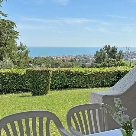 Apartman 658 - Villa Quadrilocale Al Taunus Con Giardino E Bellissima Vista Mare - Spiaggia E Navetta Privata Inclusa Al White Beach Club